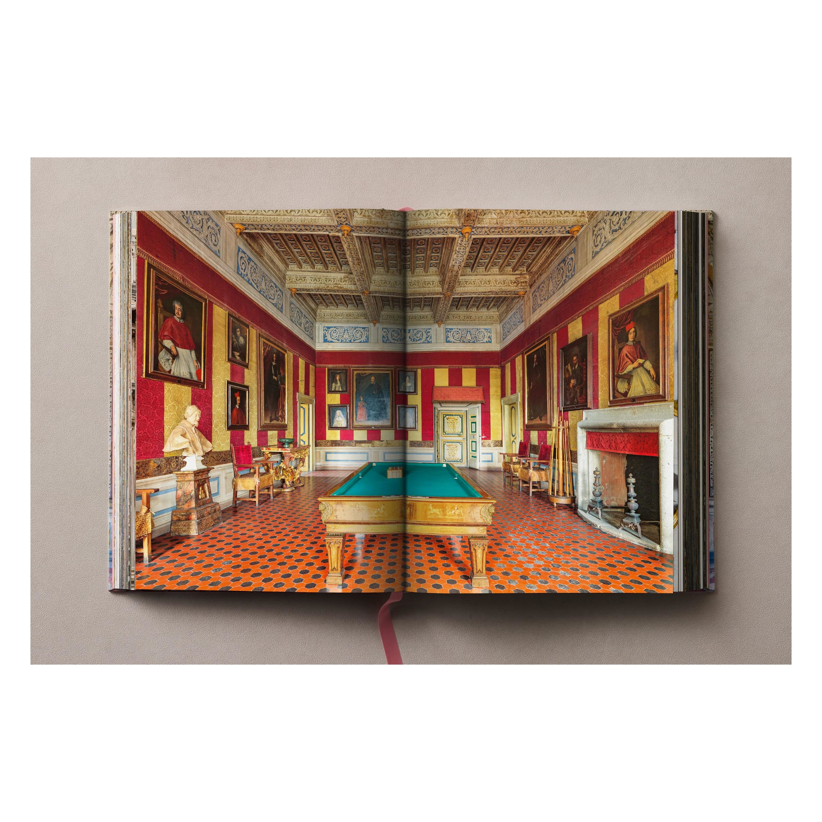 Massimo Listri. Italian Palaces (German, French, English)