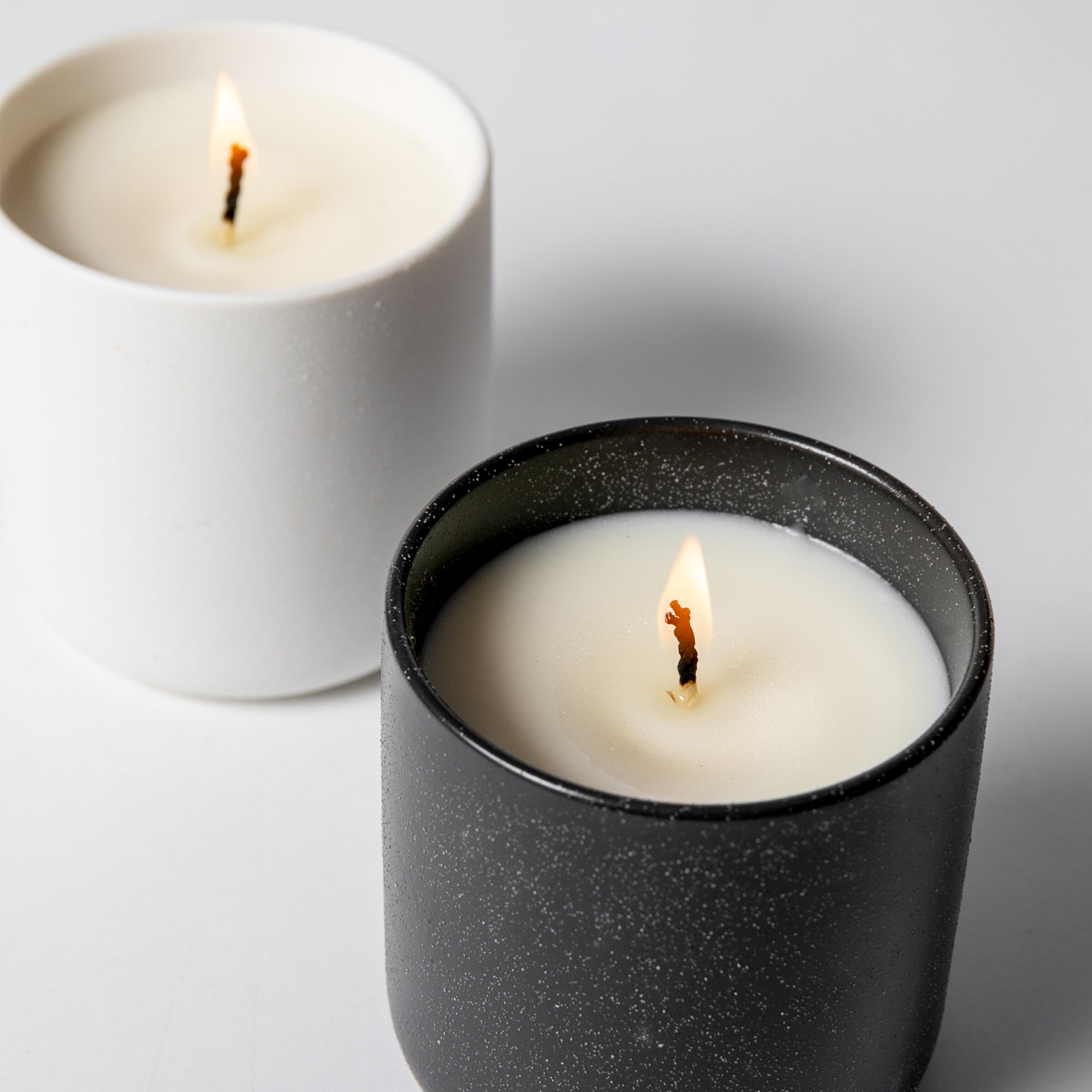 Porto-053 Soy Wax Scented Candle — Ceramic Holder 118