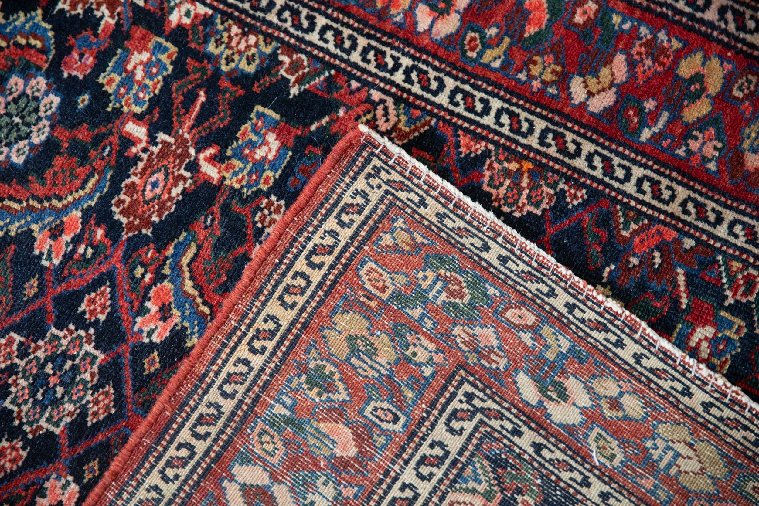 Full surface showing color and pattern flow