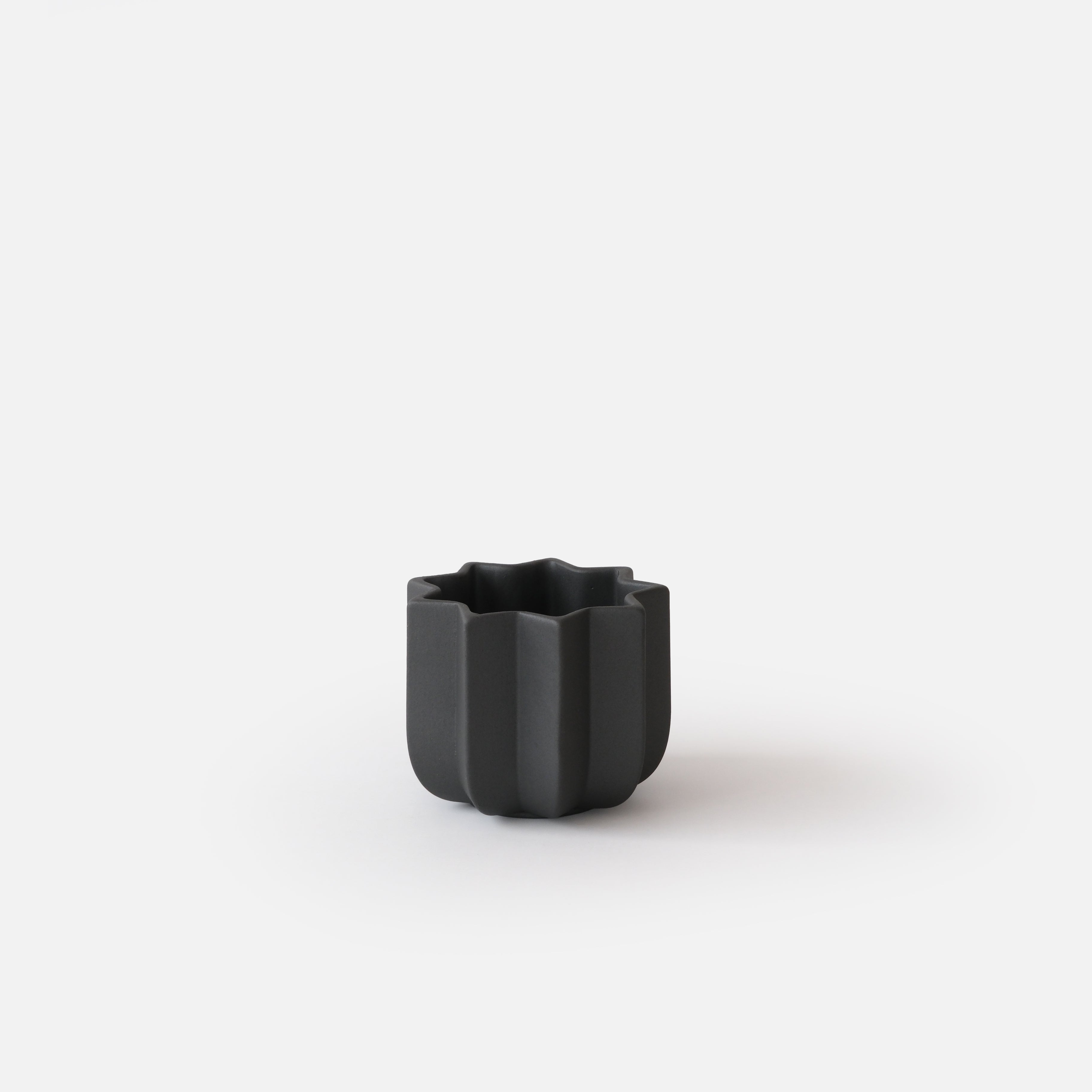 ridged ceramic planter by Misewell