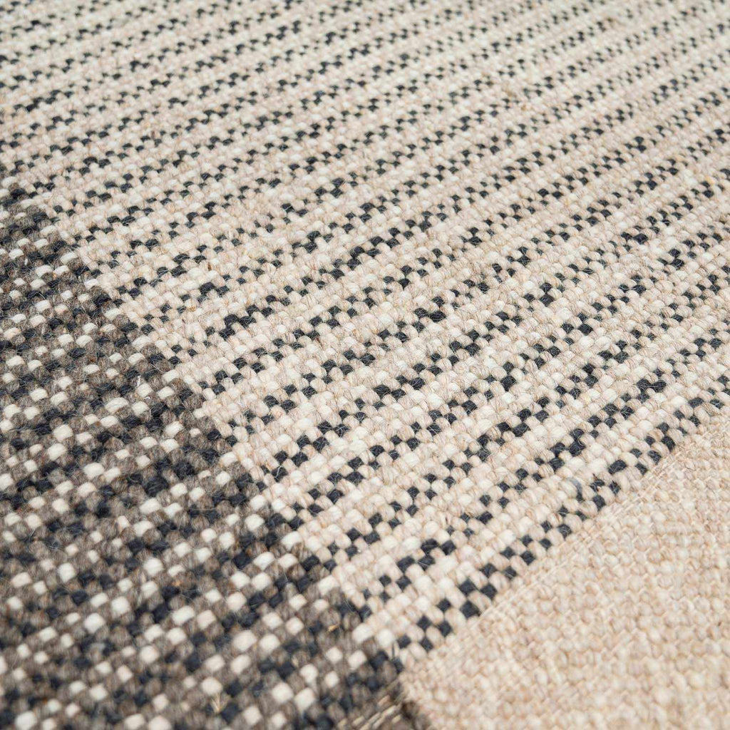 The Barraute Rug