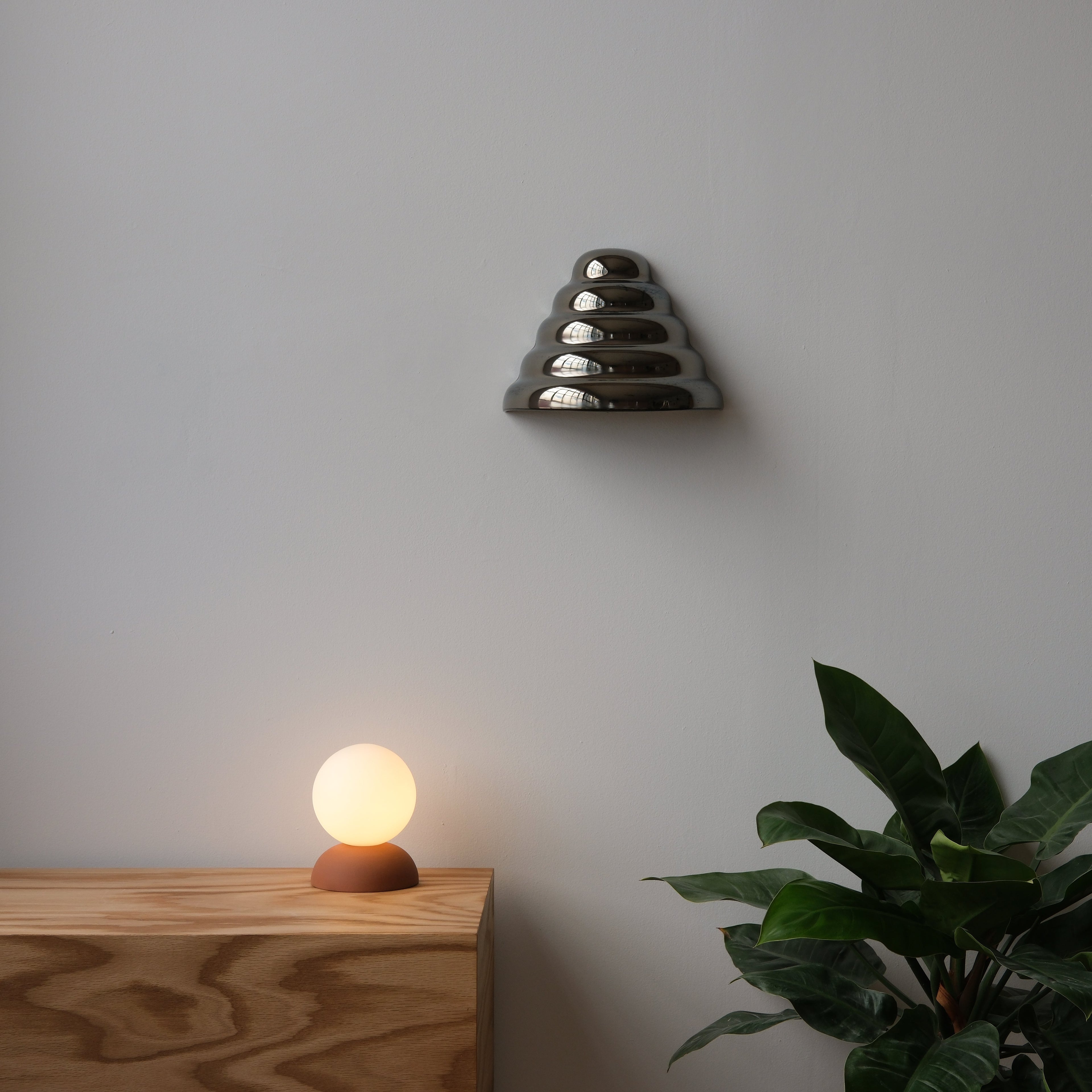 Monroe Table Lamp lit, warm 2700K glow