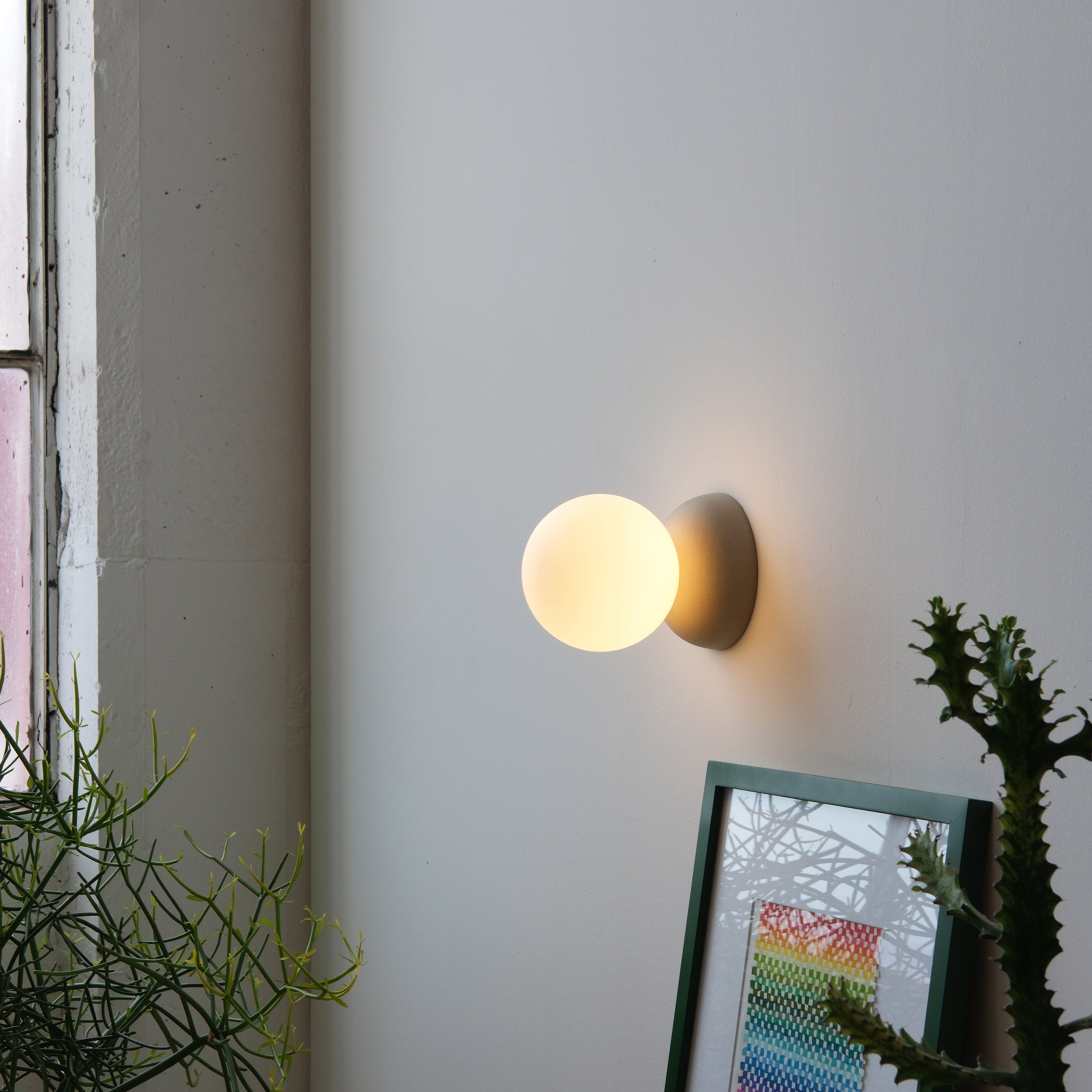 Monroe Sconce in Dune glaze profile