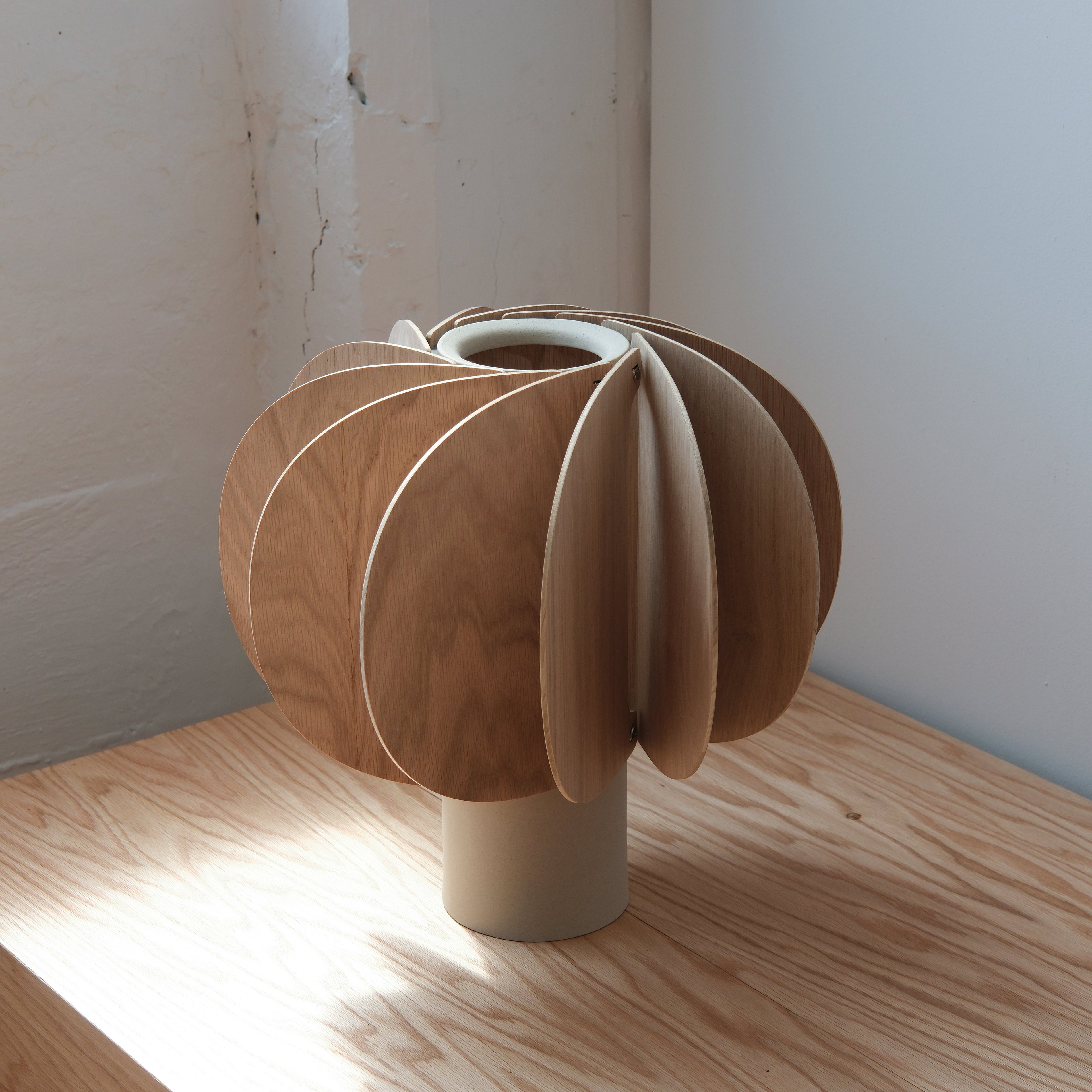 Fin Table Lamp with white oak fins detail