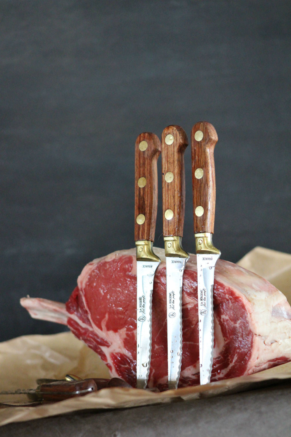 La Fourmi 4 Piece Laiton Steak Knife Set in Wood Presentation Box