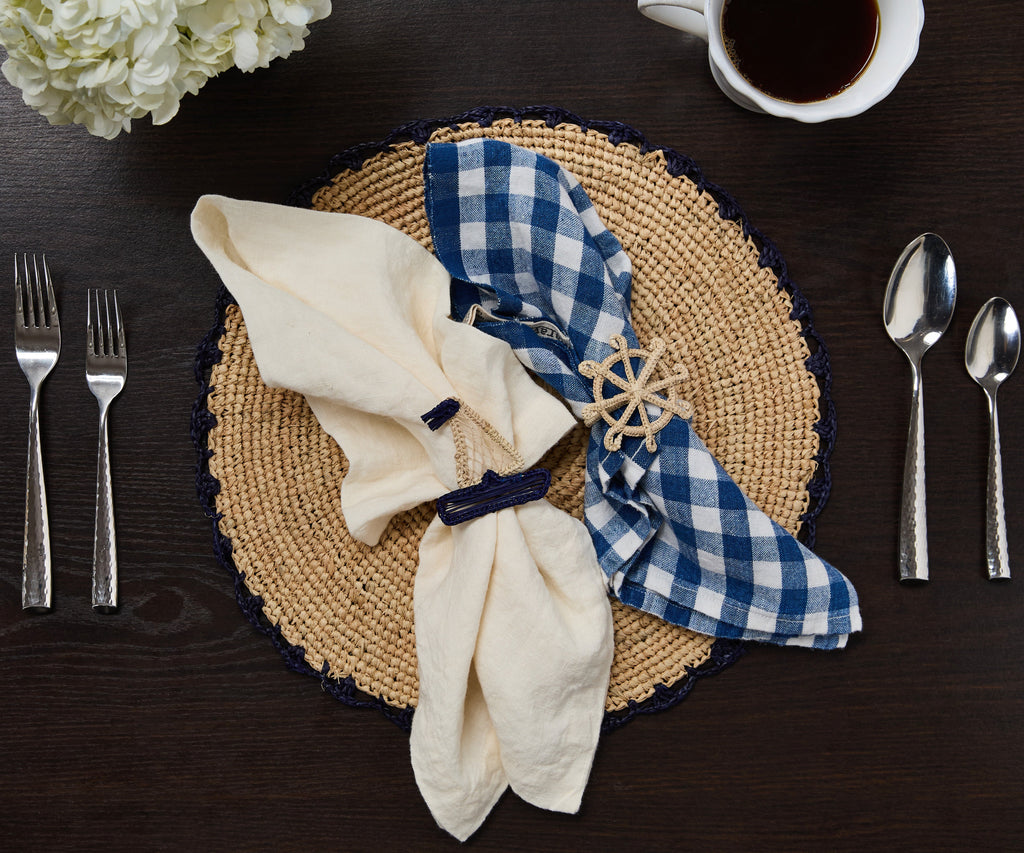 Coastal Sailboat Napkin Ring – Handwoven Iraca Palm – Nautical Table Decor from Colombia