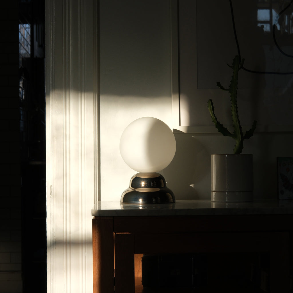 Ripple II Table Lamp showing 6 inch glass globe