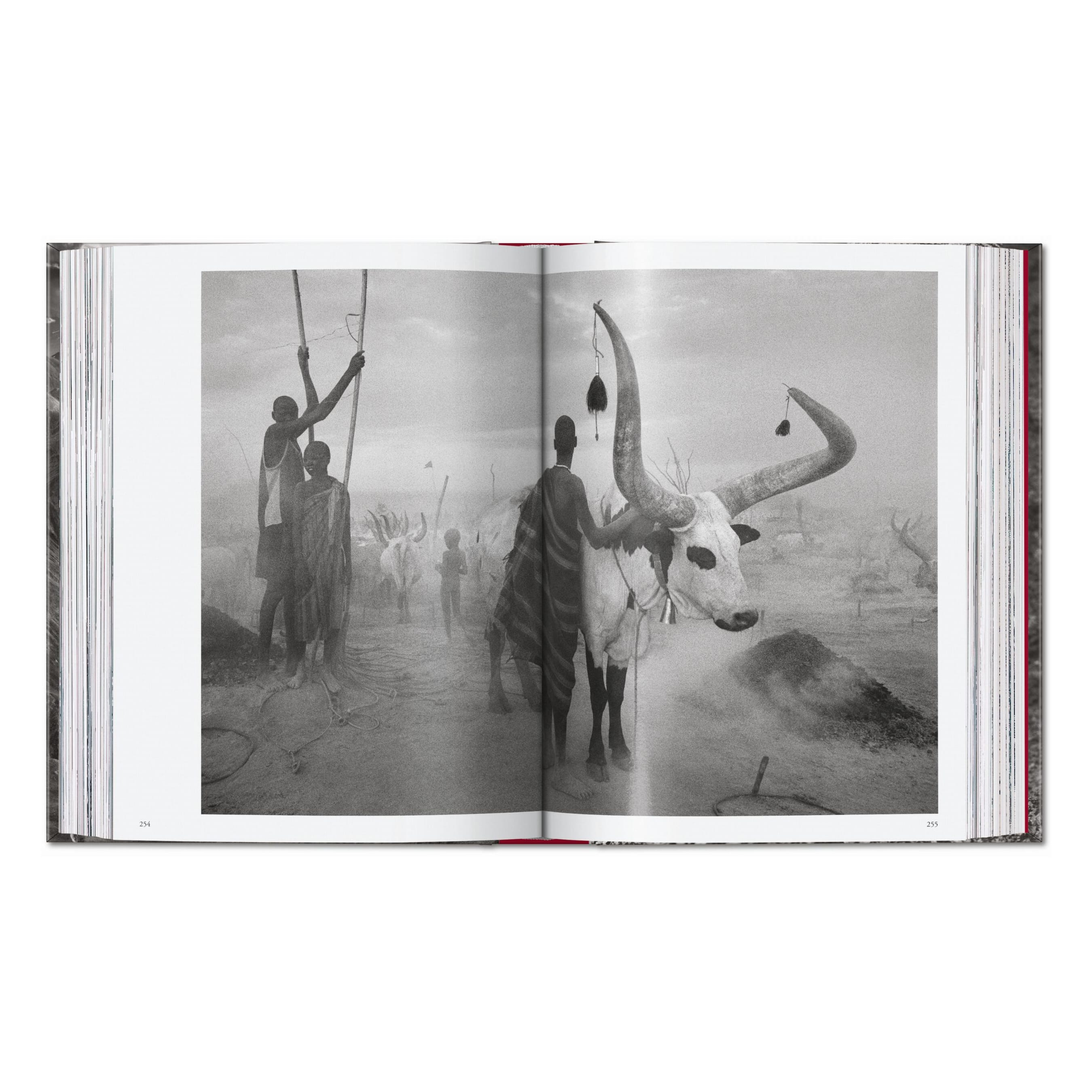 Sebastião Salgado. Genesis. 45th Ed. (English)