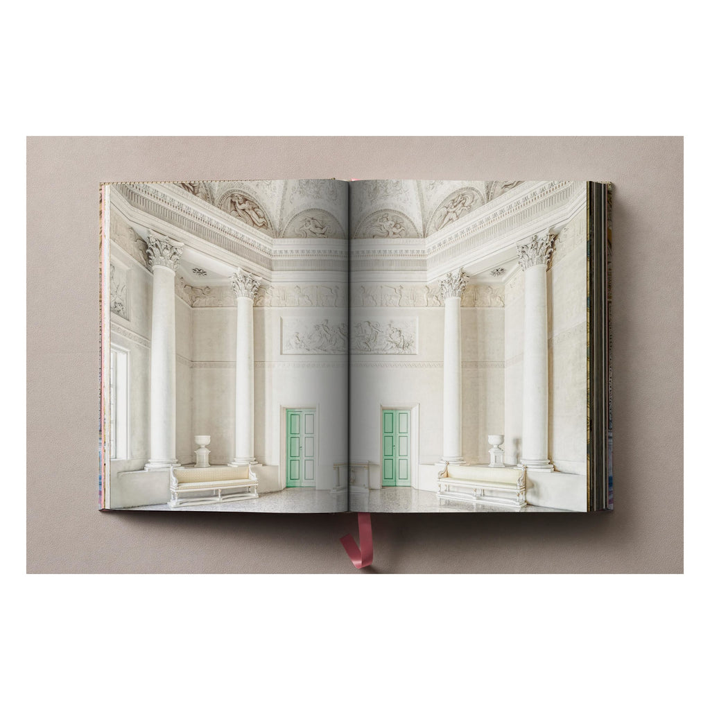 Massimo Listri. Italian Palaces (German, French, English)