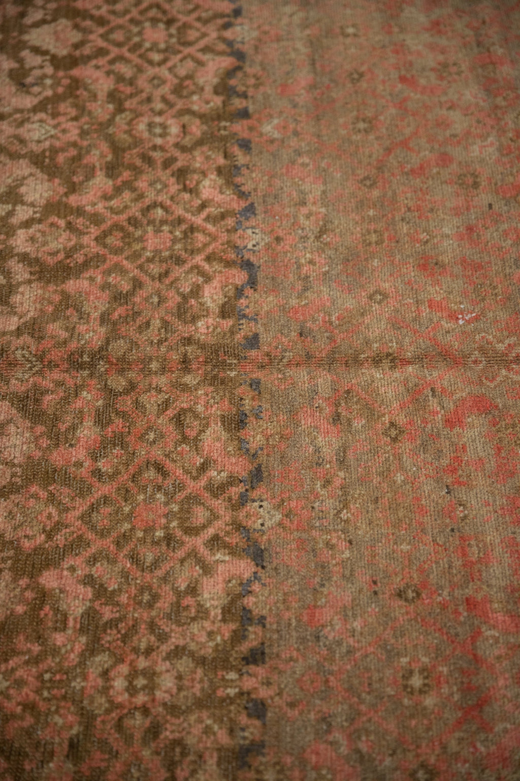 Full surface showing color and pattern flow