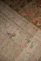 Corner and border detail