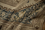 Edge and natural wear detail