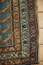 Corner and border detail