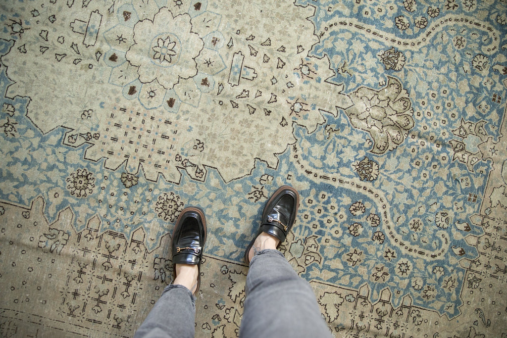 Full overhead view of Tabriz carpet 9x12.5