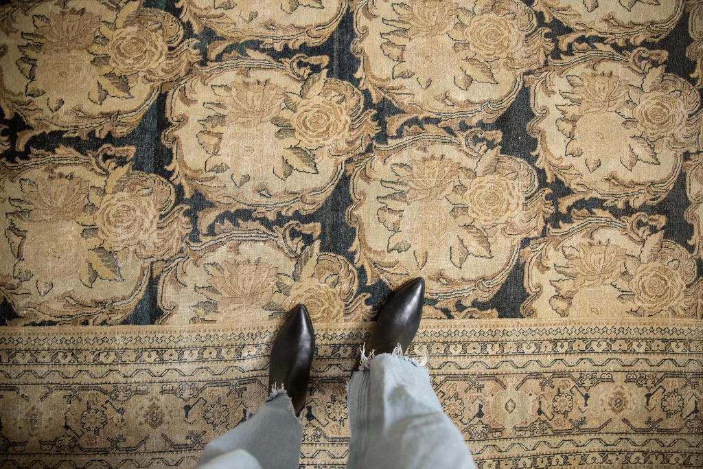Full overhead view of Tabriz carpet 10x13