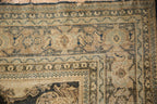 Corner and border detail