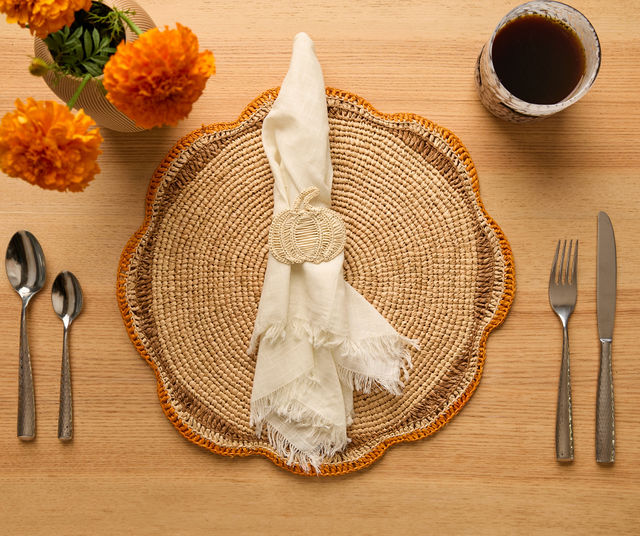 Pumpkin Napkin Ring – Handmade Halloween Table Decor – Black Woven Boho Napkin Holder – Spooky Fall Party Accent – Hostess Gift Idea