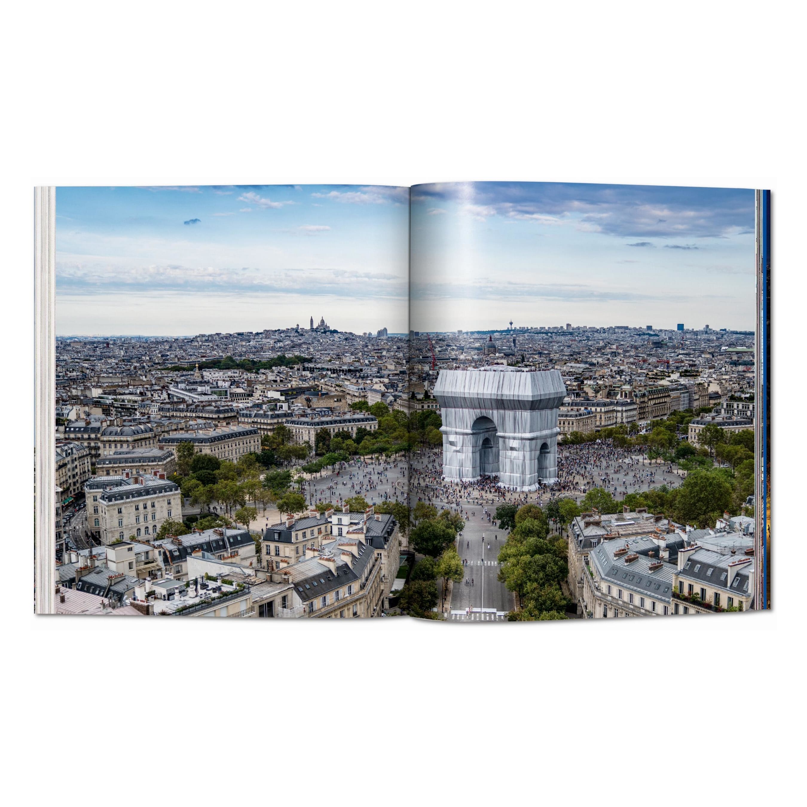 Christo and Jeanne-Claude. L’Arc de Triomphe, Wrapped (German, French, English)
