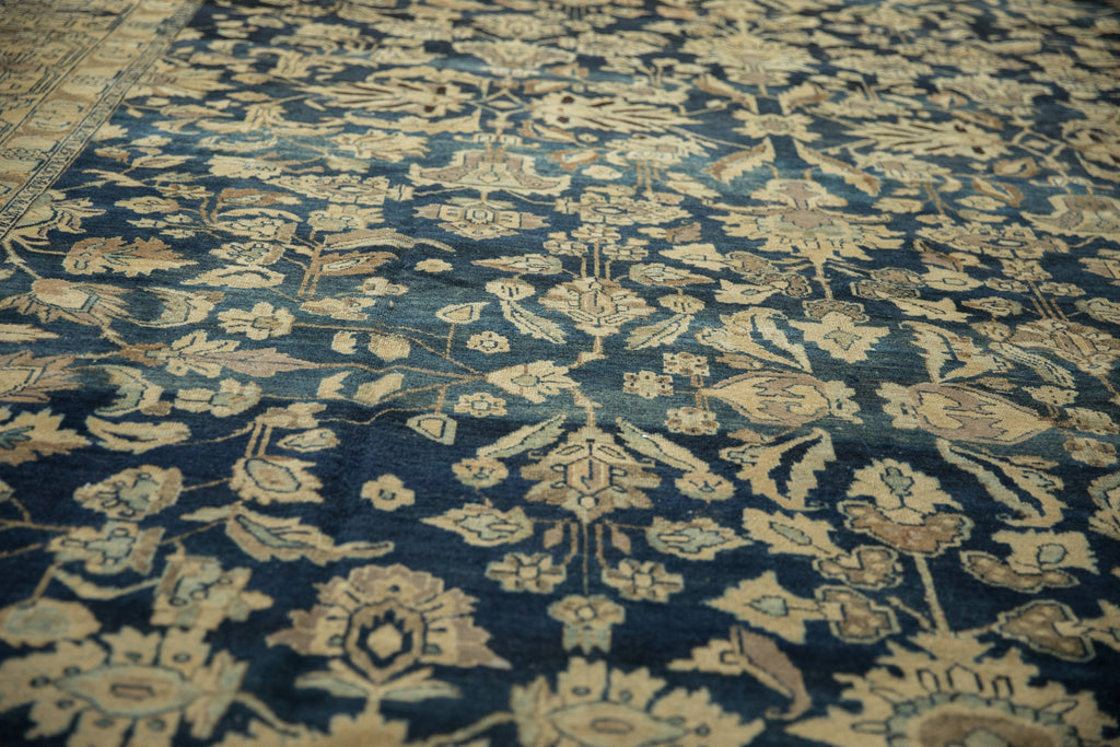 Full surface showing color and pattern flow