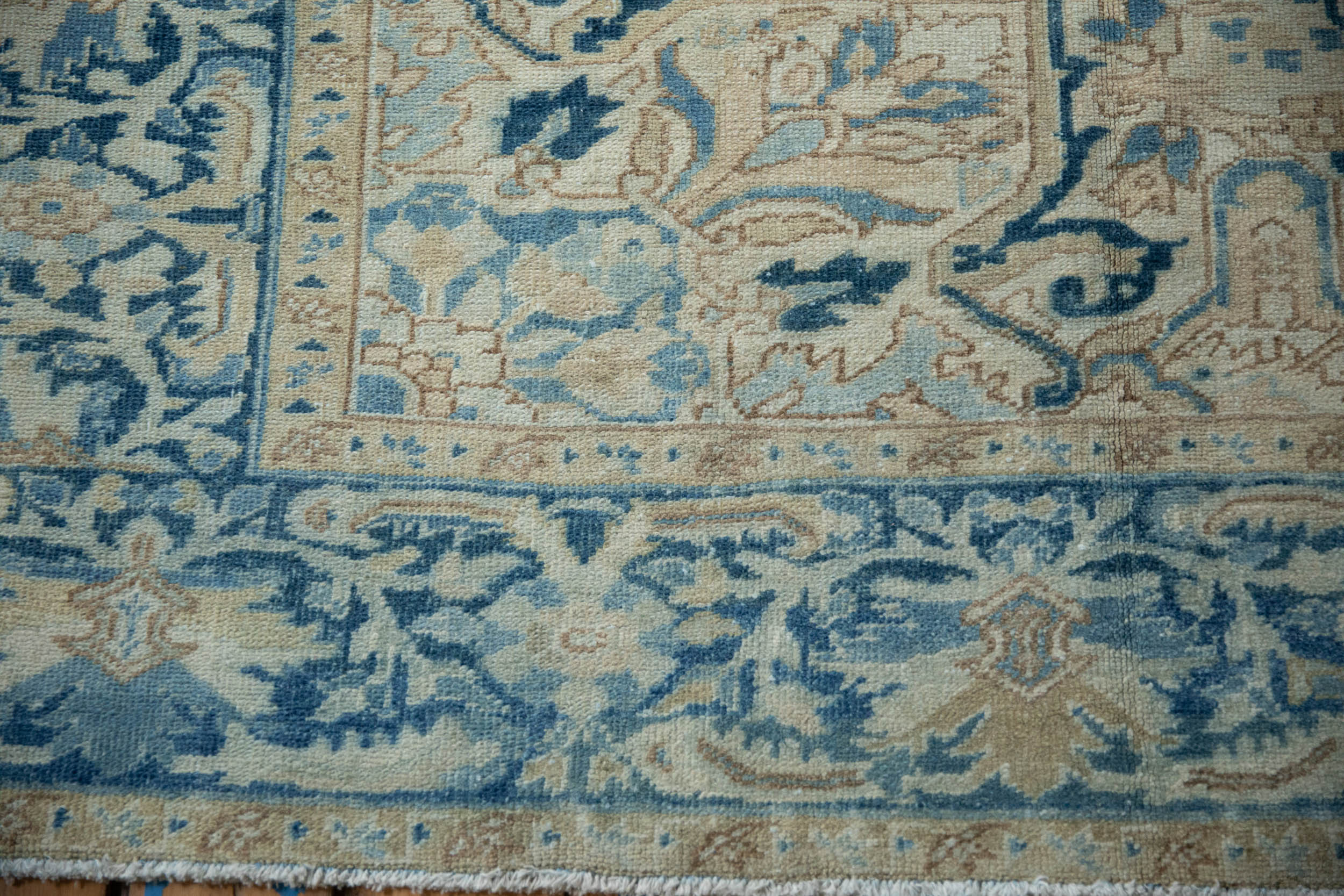 Full surface showing color and pattern flow