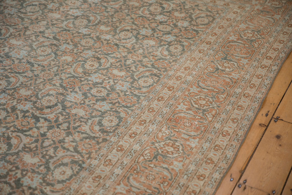 Full surface showing color and pattern flow