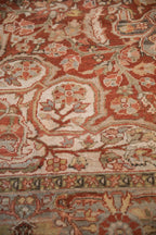 Edge and natural wear detail