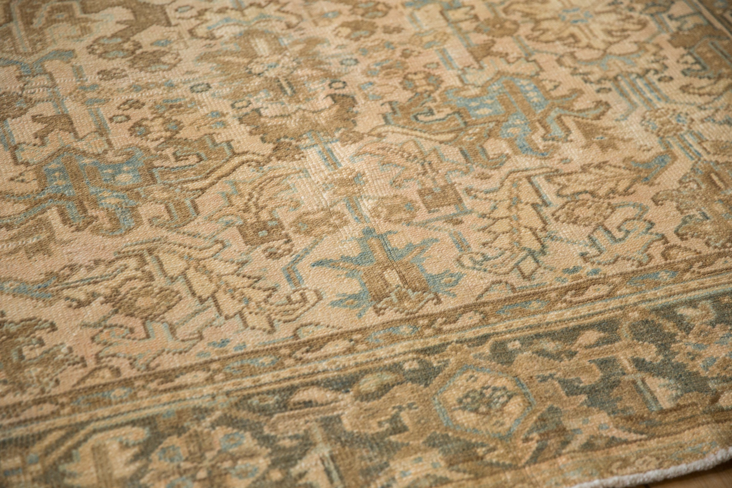 Edge and natural wear detail