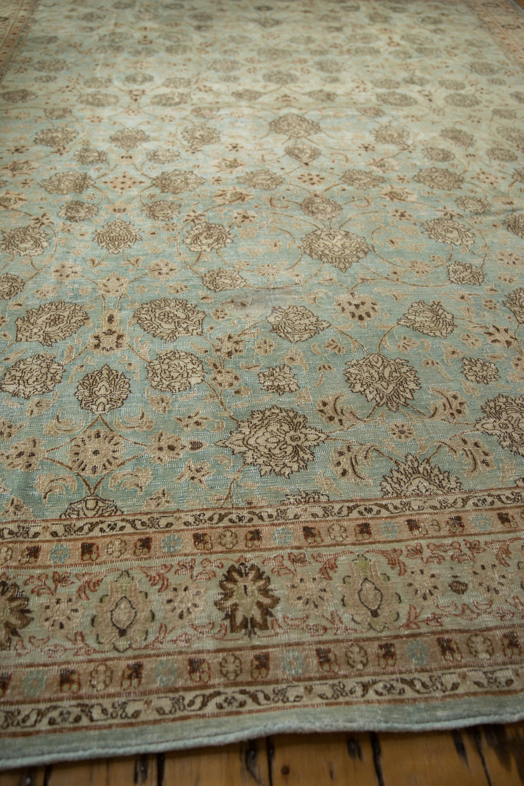 Full surface showing color and pattern flow
