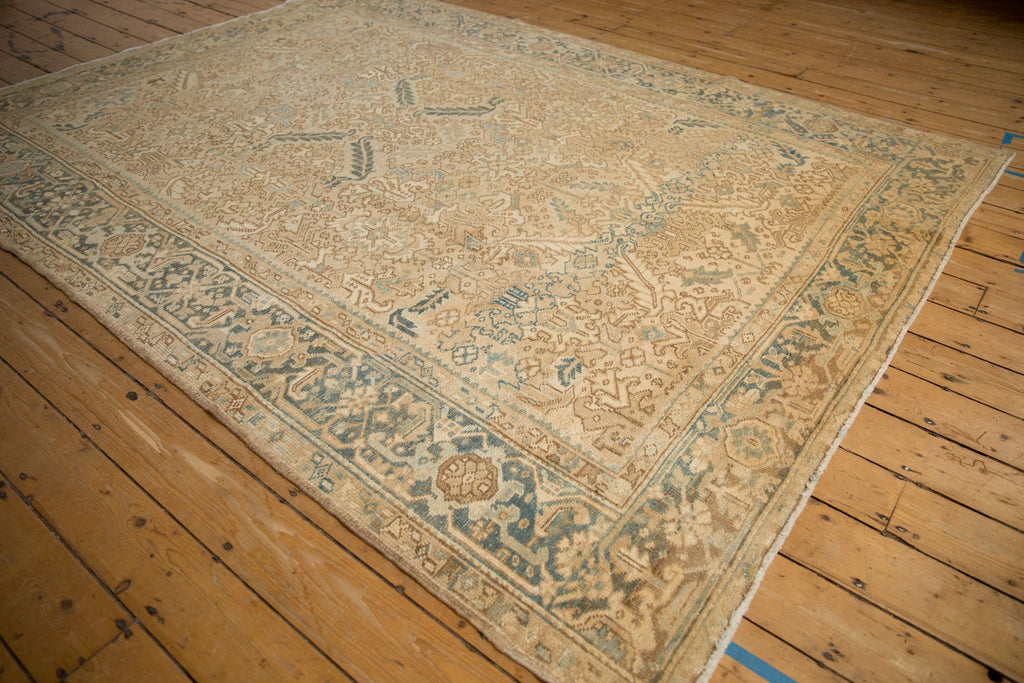 Corner and border detail