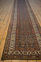 Corner and border detail