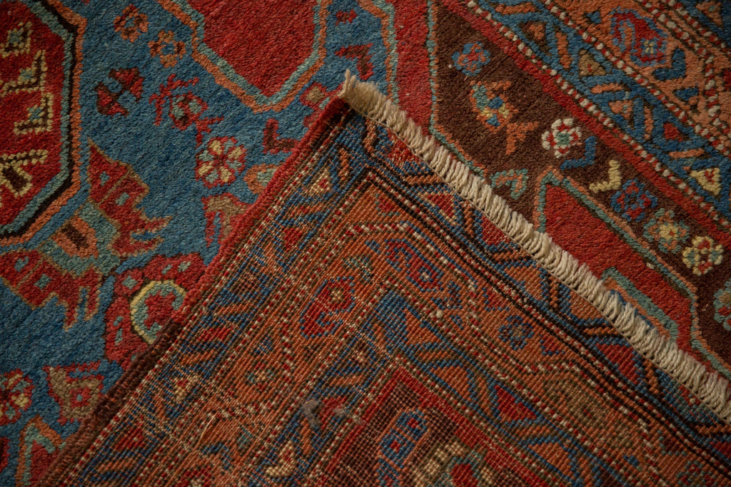 Selvage and fringe edge detail