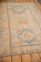 Corner and border detail