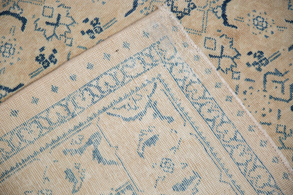 Full surface showing color and pattern flow