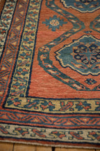 Edge and natural wear detail