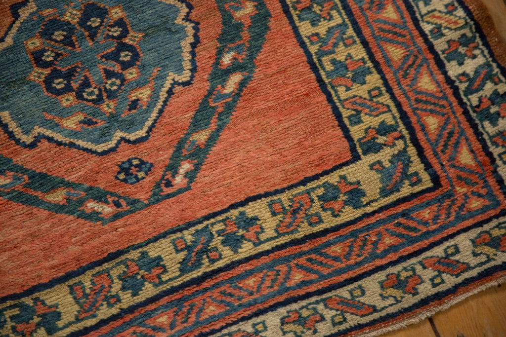 Full surface showing color and pattern flow