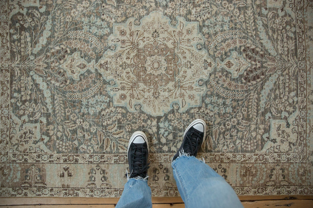 Full overhead view of Tabriz rug 4.5x6