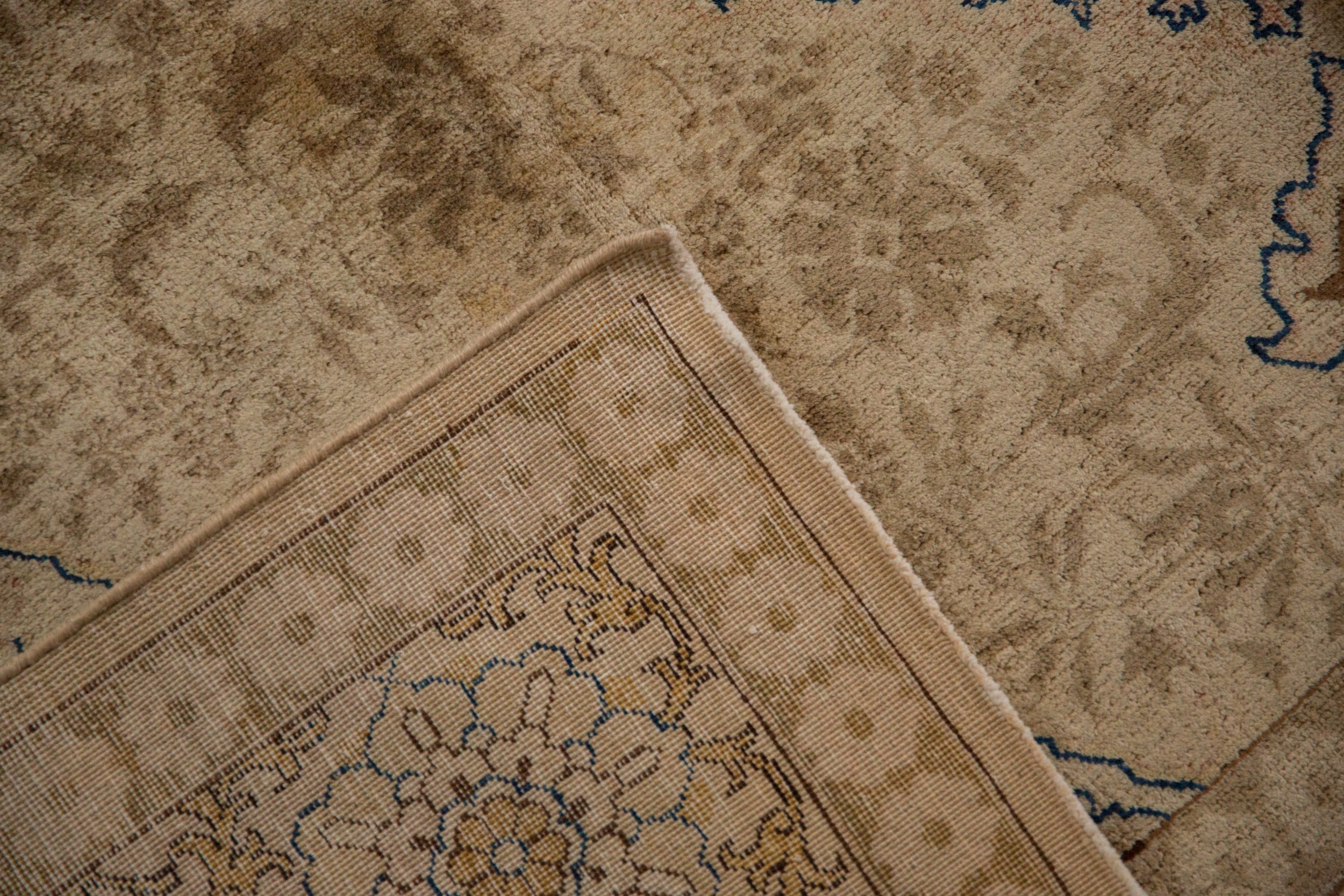 Full overhead view of Tabriz carpet 7x11