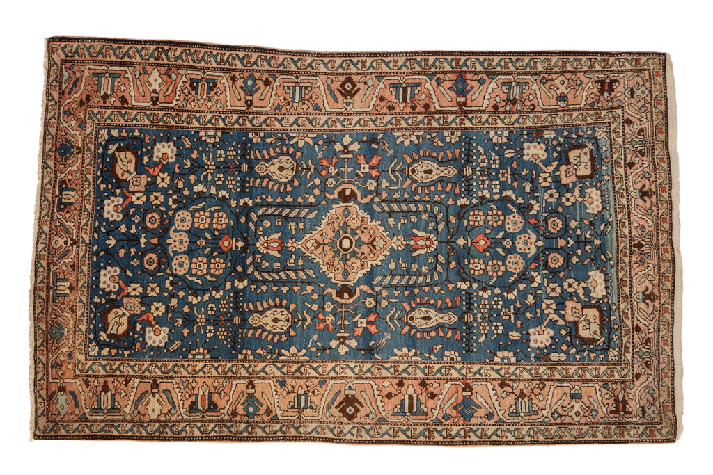 Vintage Arak Rug 4x6.5, hand-knotted one of a kind piece