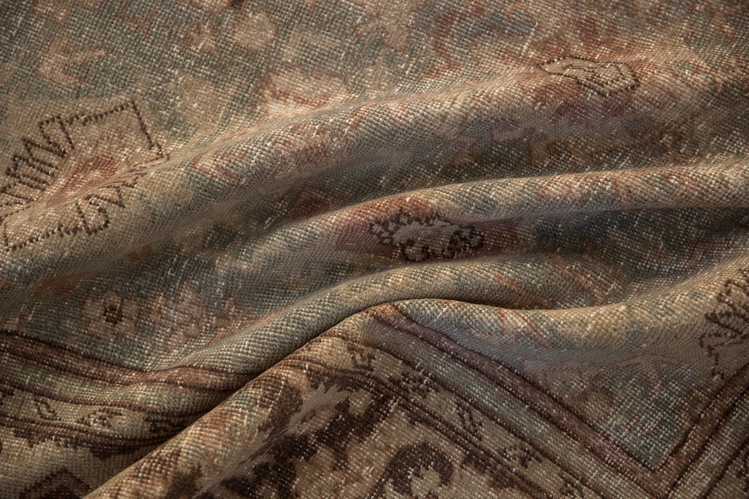 Full surface showing color and pattern flow