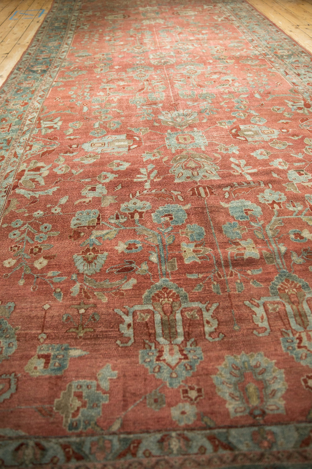 Full surface showing color and pattern flow