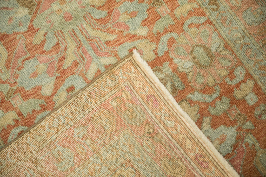 Corner and border detail