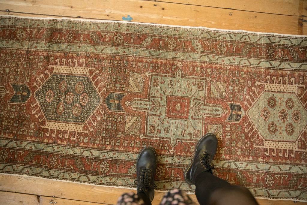 Full overhead view of Karaja runner 3x10.5