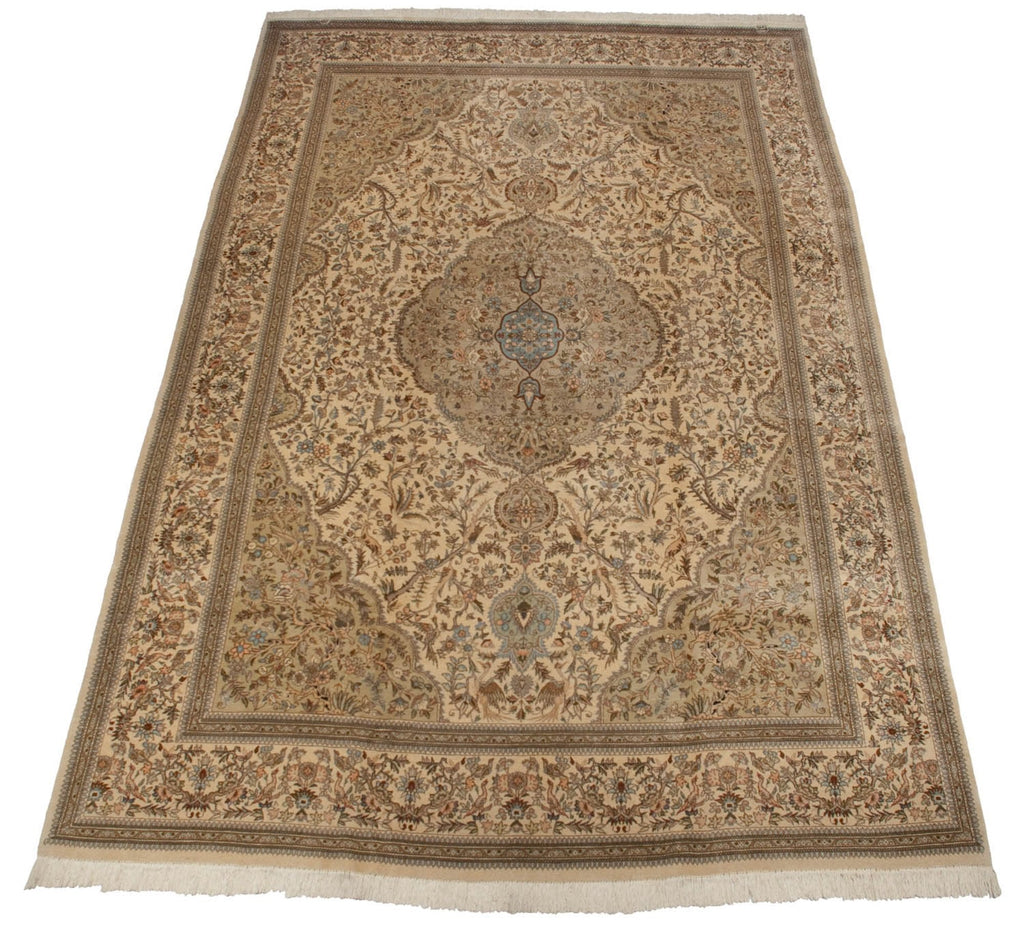 Full overhead view of Tabriz carpet 10.5x16