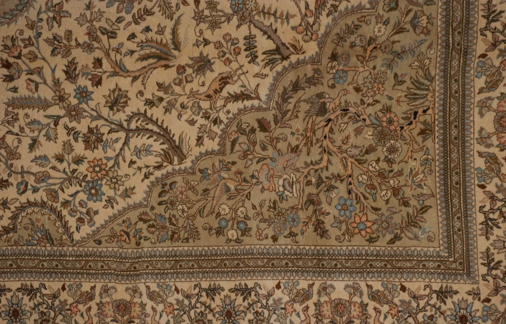 Corner and border detail