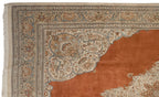 Corner and border detail