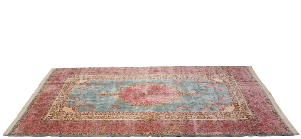 Full overhead view of Kerman carpet 10x16.5