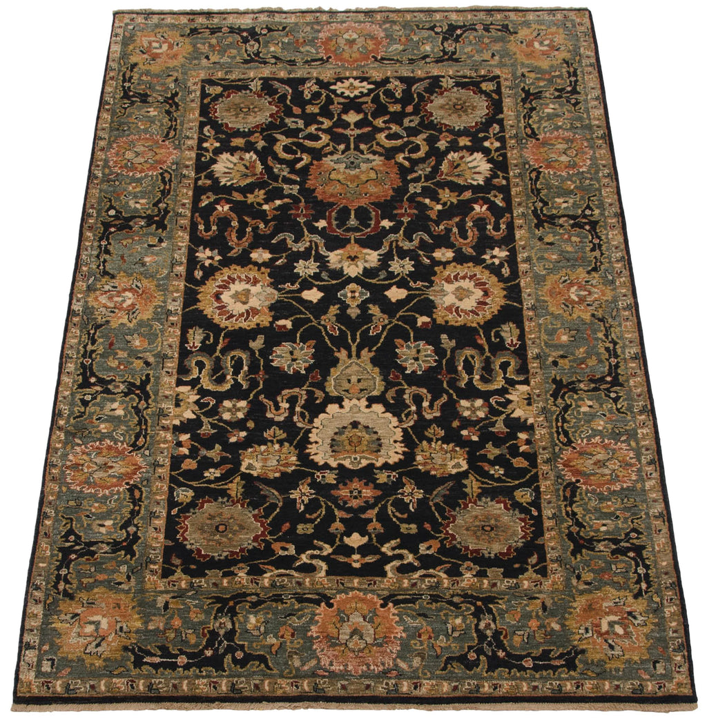 Full overhead view of Agra carpet 6x9