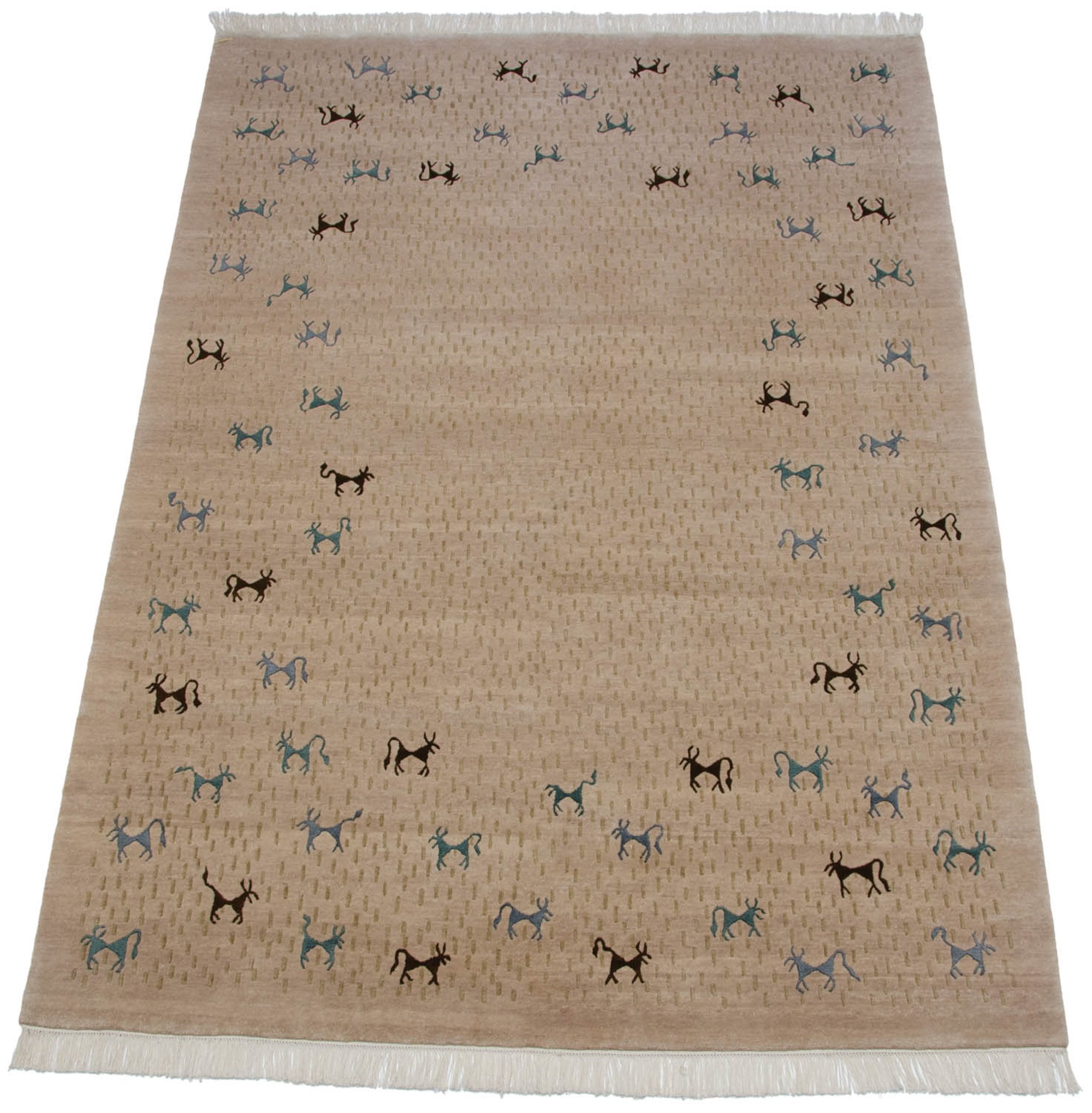 Full overhead view of Indian Folk Art carpet 6x9