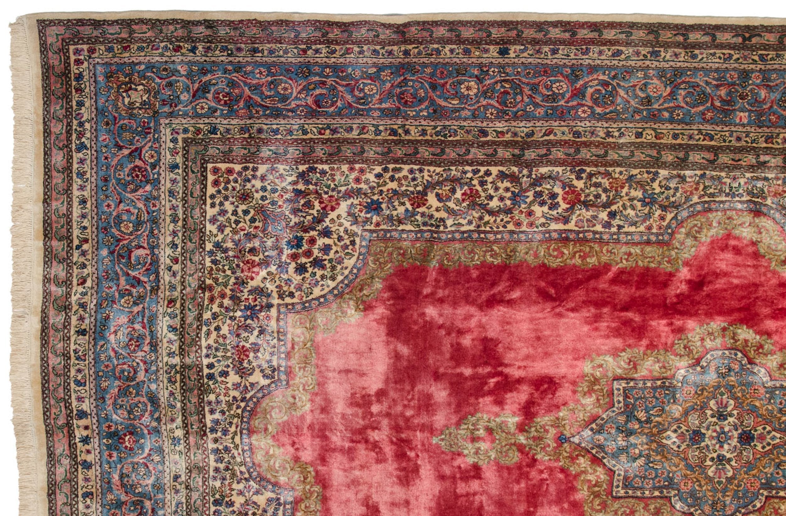Full overhead view of Cyrus Crown® Kerman carpet 10x14.5