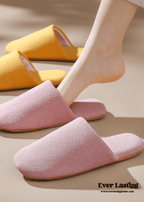 Modern House Slipper / Brown